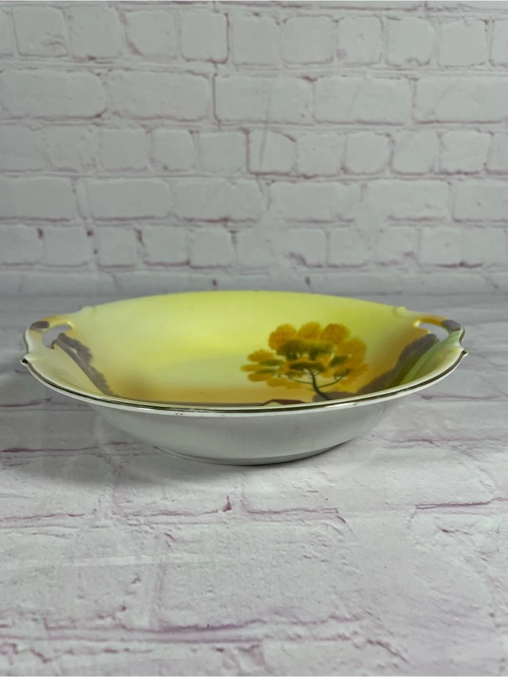 Vintage Meito China Hand Painted 9” Round Serving Bowl Gold Trim Made in Japan